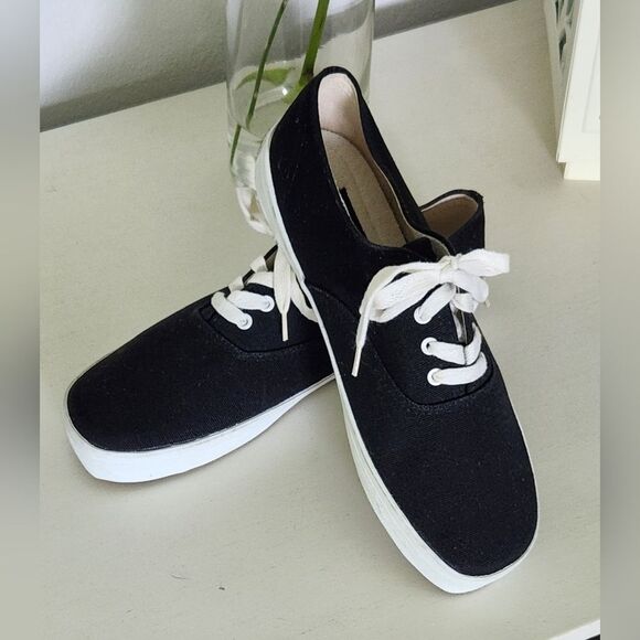 Kenneth Cole New York Sneakers - Picture 10 of 10